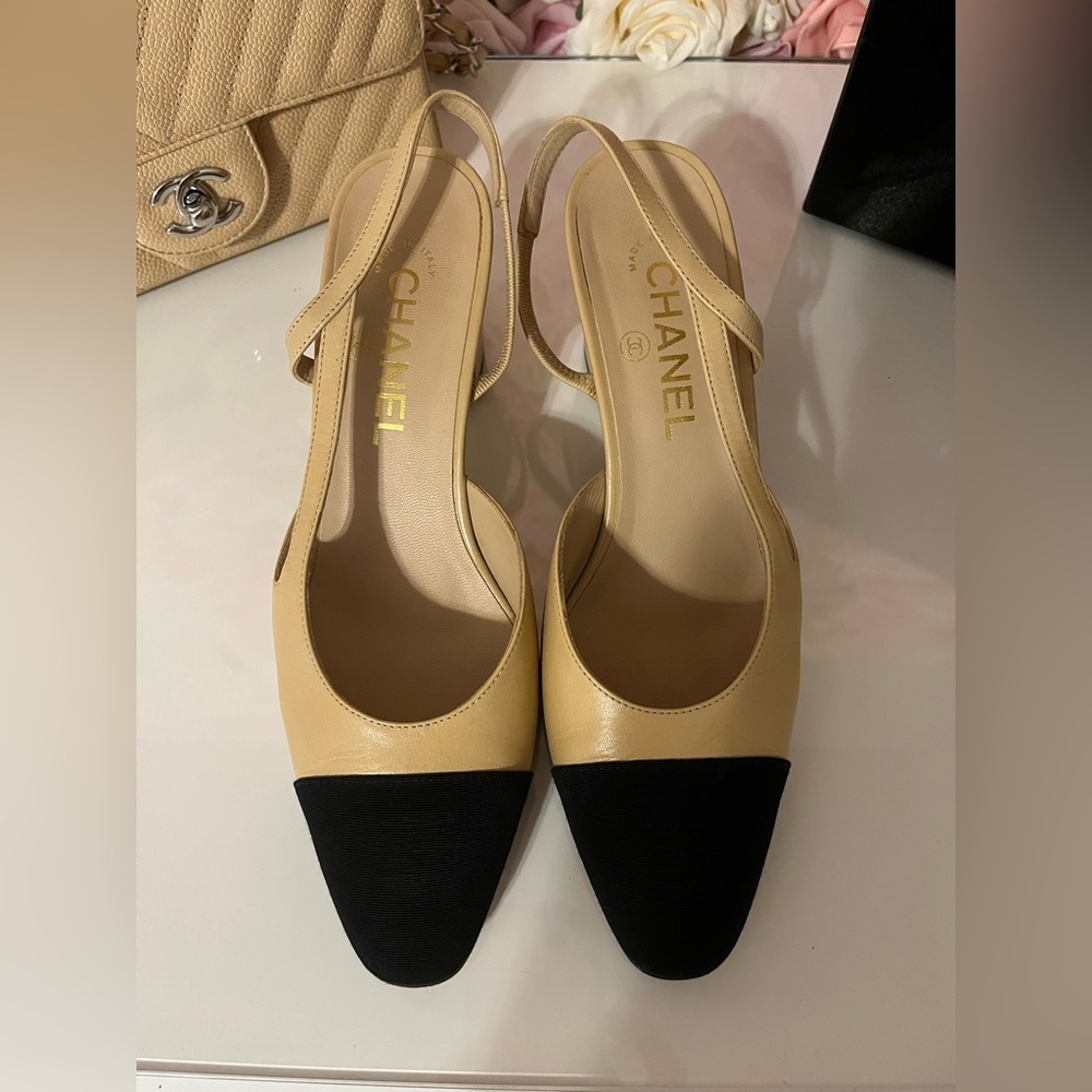 CHANEL CLASSIC SLINGBACKS